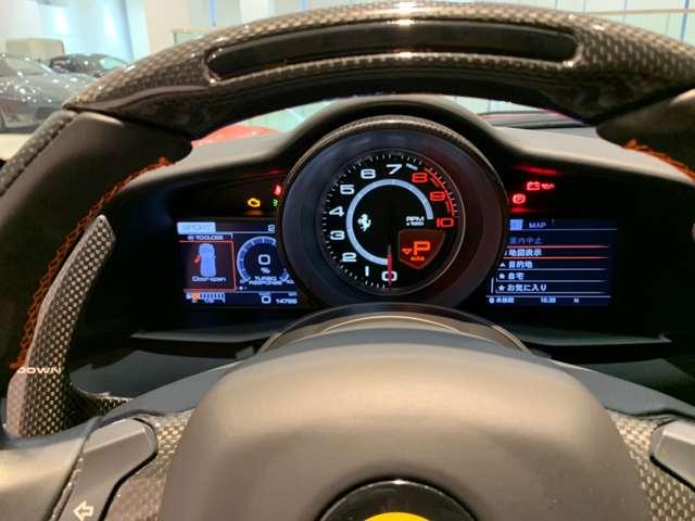 ４８８ＧＴＢ 　Ｆ１　ＤＣＴ　ＲｏｓｓｏＤｉｎｏ　ＬＥＤ付カーボン　Ｆプロテクション　２０インチ鍛造ダークペイントＡＷ　ゴールドブレーキキャリパー　スクーデリアフェラーリフェンダーエンブレム（42枚目）