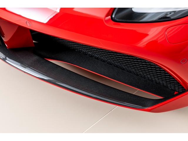 488GTB F1 DCT 認定中古車エクステリアフルカーボン(10枚目)