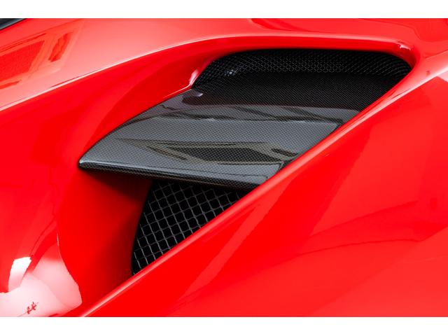 488GTB F1 DCT 認定中古車エクステリアフルカーボン(12枚目)
