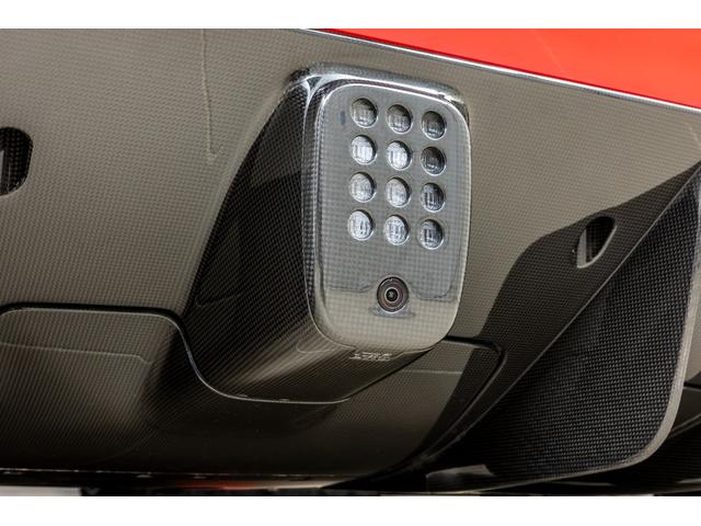 488GTB F1 DCT 認定中古車エクステリアフルカーボン(17枚目)