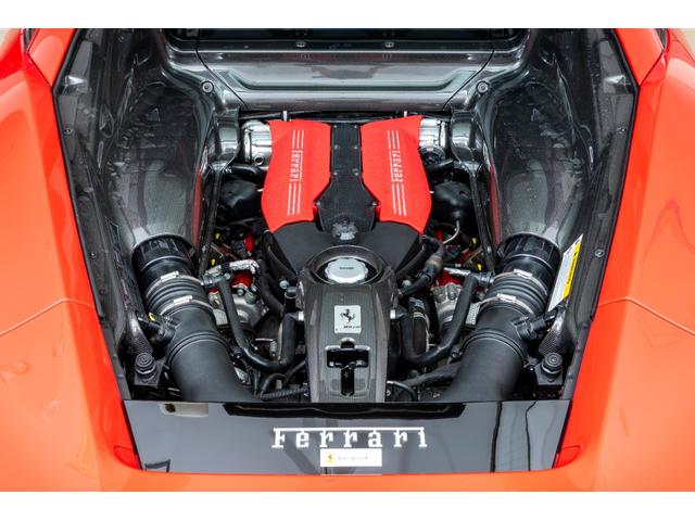 488GTB F1 DCT 認定中古車エクステリアフルカーボン(18枚目)