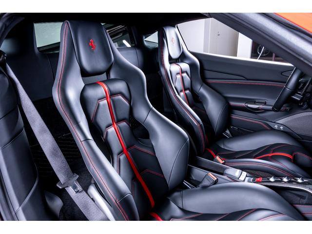 488GTB F1 DCT 認定中古車エクステリアフルカーボン(28枚目)