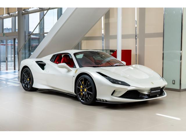 F8スパイダー 認定中古車保証 SpecialColor BiancoItalia 左ハンドル カーボンファイバー(ホイール・フロントスポイラー・アンダードアトリム・サイドスポイラーサイドエアインテークススプリッタ)(5枚目)