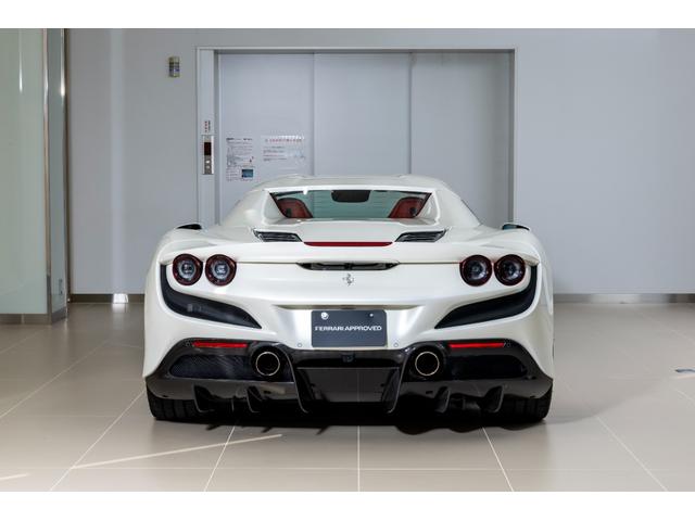 F8スパイダー 認定中古車保証 SpecialColor BiancoItalia 左ハンドル カーボンファイバー(ホイール・フロントスポイラー・アンダードアトリム・サイドスポイラーサイドエアインテークススプリッタ)(11枚目)