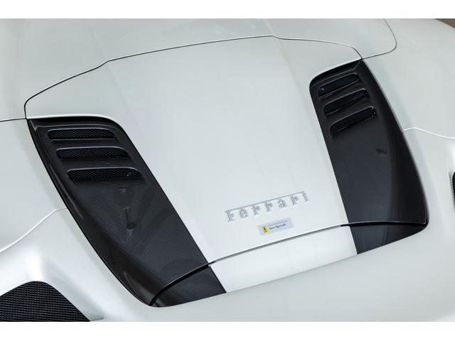 F8スパイダー 認定中古車保証 SpecialColor BiancoItalia 左ハンドル カーボンファイバー(ホイール・フロントスポイラー・アンダードアトリム・サイドスポイラーサイドエアインテークススプリッタ)(20枚目)