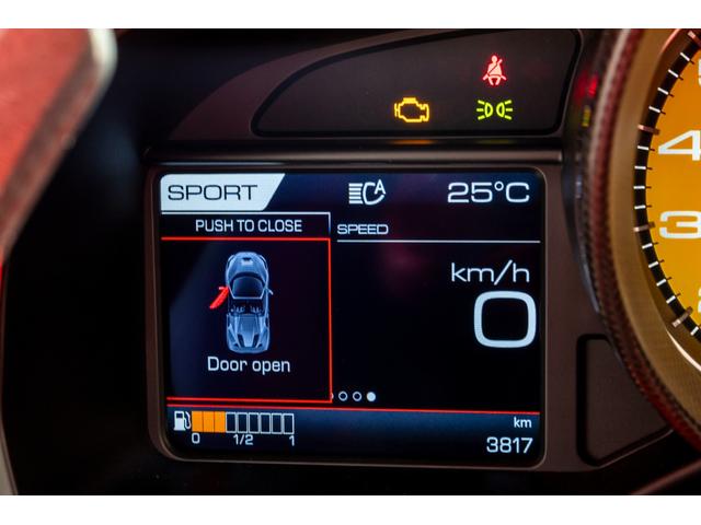 F8スパイダー 認定中古車保証 SpecialColor BiancoItalia 左ハンドル カーボンファイバー(ホイール・フロントスポイラー・アンダードアトリム・サイドスポイラーサイドエアインテークススプリッタ)(24枚目)