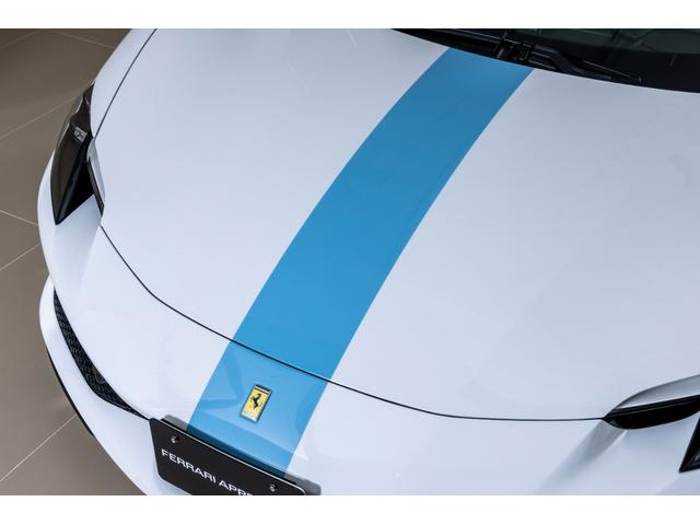 ２９６ＧＴＢ 　新車保証継承　Ｂｉａｎｃｏ　Ｃｅｒｖｉｎｏ　左ハンドル　アルカンターラインナーディティール　サスペンションリフター　ＬＥＤ付きカーボンステアリングホイール　デイトナカーボンファイバーレーシングシート（12枚目）