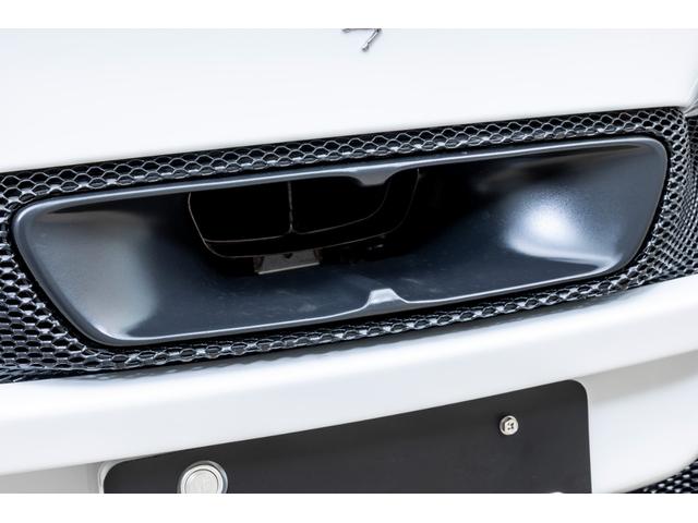 ２９６ＧＴＢ 　新車保証継承　Ｂｉａｎｃｏ　Ｃｅｒｖｉｎｏ　左ハンドル　アルカンターラインナーディティール　サスペンションリフター　ＬＥＤ付きカーボンステアリングホイール　デイトナカーボンファイバーレーシングシート（18枚目）