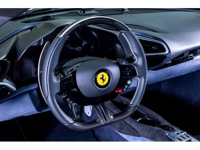 ２９６ＧＴＢ 　新車保証継承　Ｂｉａｎｃｏ　Ｃｅｒｖｉｎｏ　左ハンドル　アルカンターラインナーディティール　サスペンションリフター　ＬＥＤ付きカーボンステアリングホイール　デイトナカーボンファイバーレーシングシート（21枚目）