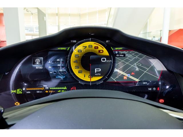 ２９６ＧＴＢ 　新車保証継承　Ｂｉａｎｃｏ　Ｃｅｒｖｉｎｏ　左ハンドル　アルカンターラインナーディティール　サスペンションリフター　ＬＥＤ付きカーボンステアリングホイール　デイトナカーボンファイバーレーシングシート（23枚目）