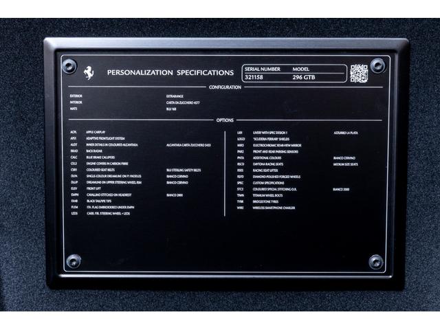 ２９６ＧＴＢ 　新車保証継承　Ｂｉａｎｃｏ　Ｃｅｒｖｉｎｏ　左ハンドル　アルカンターラインナーディティール　サスペンションリフター　ＬＥＤ付きカーボンステアリングホイール　デイトナカーボンファイバーレーシングシート（33枚目）