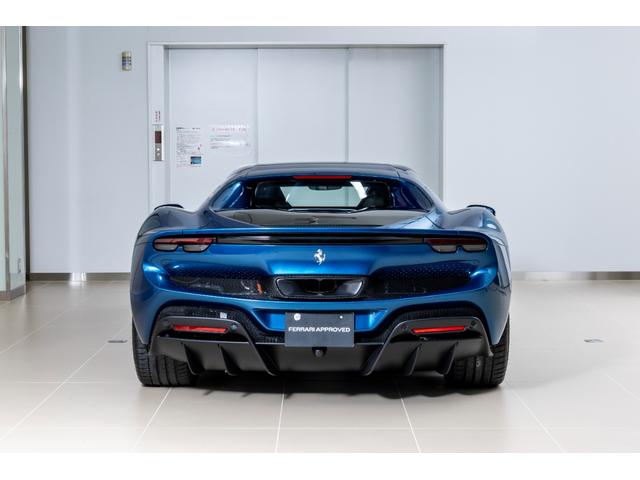 296GTB ベースグレード 新車保証継承 Blu Abu Dhabi 右ハンドル車 カーボンファーバーアッパートンネル・サスペンションリフター・LED付きカーボンファイバーステアリングホイール・カーボンファイバーレーシングシート(8枚目)