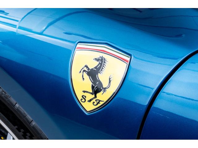 296GTB ベースグレード 新車保証継承 Blu Abu Dhabi 右ハンドル車 カーボンファーバーアッパートンネル・サスペンションリフター・LED付きカーボンファイバーステアリングホイール・カーボンファイバーレーシングシート(14枚目)