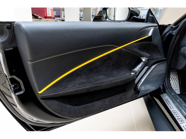 ローマスパイダー 　新車保証継承　ＮｅｒｏＤＳ　左ハンドル車　デイトナスタイルシート　フロントレーダーＡＣＣ　ＬＥＤ付きカーボンステアリングホイール　２０インチクローム仕上鍛造スポーツホイール　ベンチレーテッド電動シート（38枚目）