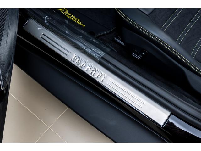 ローマスパイダー 　新車保証継承　ＮｅｒｏＤＳ　左ハンドル車　デイトナスタイルシート　フロントレーダーＡＣＣ　ＬＥＤ付きカーボンステアリングホイール　２０インチクローム仕上鍛造スポーツホイール　ベンチレーテッド電動シート（41枚目）