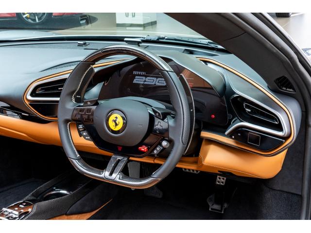 ２９６ＧＴＳ 　新車保証継承　ＧｒｉｇｉｏＴｉｔａｎｉｏ　右ハンドル車　サスペンションリフター搭載　２０インチマットグレーダイヤモンドカット鍛造ホイール　カーボンファーバー（アンダードアカバー・ホイールキャップ）（24枚目）