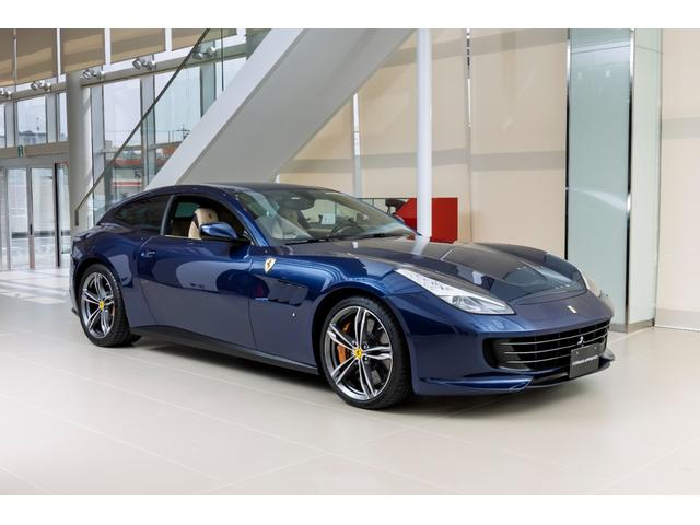 GTC4ルッソ 認定中古車保証 BLU TOUR DE FRANCE 522 前後サスペンションリフター フロントグリルダーククローム仕上 20インチダイヤモンドカット鍛造ホイールカーボンファーバードライバーゾーン(5枚目)