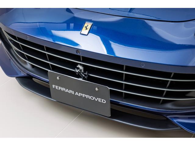 GTC4ルッソ 認定中古車保証 BLU TOUR DE FRANCE 522 前後サスペンションリフター フロントグリルダーククローム仕上 20インチダイヤモンドカット鍛造ホイールカーボンファーバードライバーゾーン(12枚目)