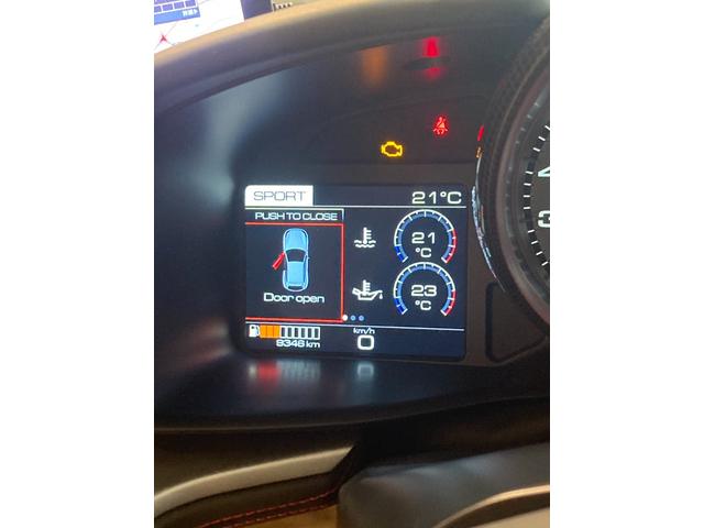 GTC4ルッソ 認定中古車保証 BLU TOUR DE FRANCE 522 前後サスペンションリフター フロントグリルダーククローム仕上 20インチダイヤモンドカット鍛造ホイールカーボンファーバードライバーゾーン(28枚目)