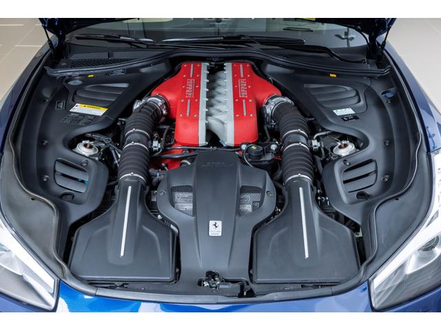 GTC4ルッソ 認定中古車保証 BLU TOUR DE FRANCE 522 前後サスペンションリフター フロントグリルダーククローム仕上 20インチダイヤモンドカット鍛造ホイールカーボンファーバードライバーゾーン(41枚目)