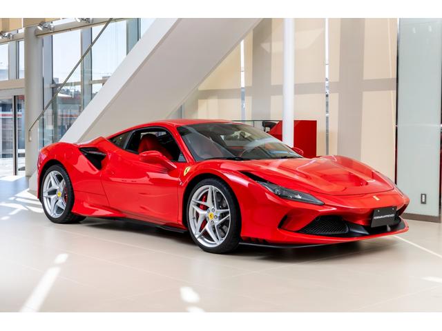 F8トリブート F1DCT 左H フロントサスペンションリフター LED付きカーボンステアリングホイール 20インチ鍛造グロスブリリアントシルバーホイール アダプティブヘッドライト フロントサスペンションリフター カーボンエンジンルームシールド(6枚目)