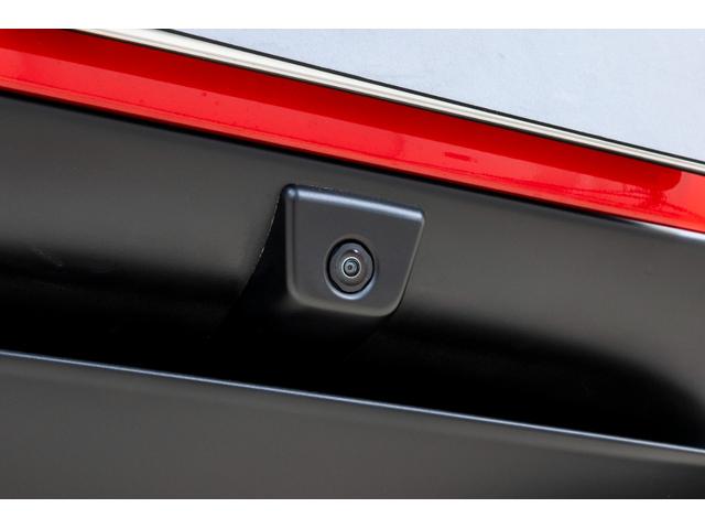 Ｆ８トリブート 　ＬＥＤ付カーボンステアリングホイール＋カーボンファイバードラーバーゾーン　２０インチ鍛造マットホイール　カーボンレーシングシート　サスペンションリフター　カーボン（センターコンソール　エンジンカバー）（18枚目）