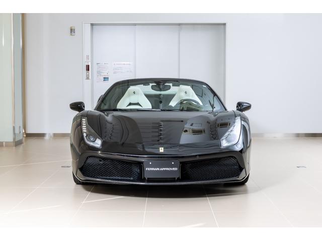 488スパイダー F1 DCT LED付きカーボンステアリングホイール(3枚目)