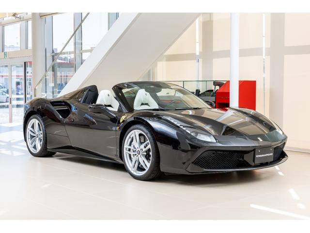 488スパイダー F1 DCT LED付きカーボンステアリングホイール(4枚目)