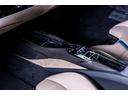 ベースグレード 新車保証継承 Blu Abu Dhabi 右ハンドル車 カーボンファーバーアッパートンネル・サスペンションリフター・LED付きカーボンファイバーステアリングホイール・カーボンファイバーレーシングシート(29枚目)