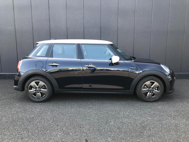 ＭＩＮＩ ＭＩＮＩ