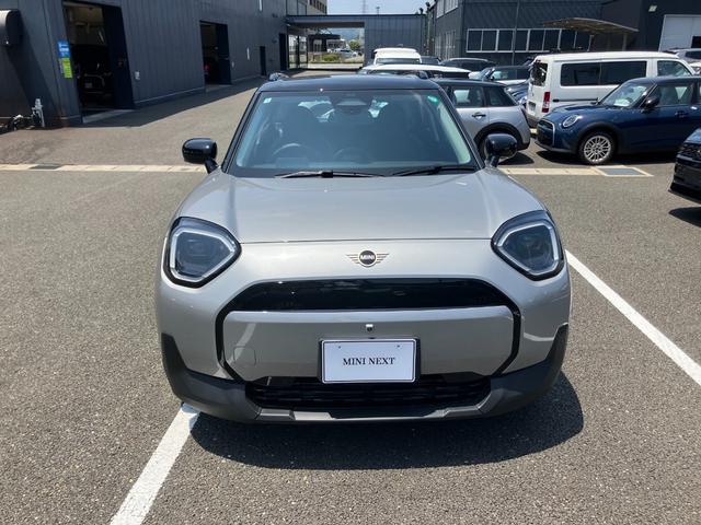 ＭＩＮＩ エースマンＥ　クラシック・トリム　正規認定中古車　新車保証継承　ＭＩＮＩＮＥＸＴ保証　クラシックトリム　ＥＴＣ２．０　アップルカープレイ　アンドロイドオート　クラウドナビ　　ＰＤＣ＋前後カメラ（2枚目）