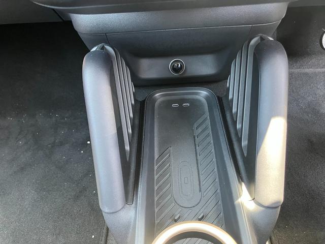 ＭＩＮＩ エースマンＥ　クラシック・トリム　正規認定中古車　新車保証継承　ＭＩＮＩＮＥＸＴ保証　クラシックトリム　ＥＴＣ２．０　アップルカープレイ　アンドロイドオート　クラウドナビ　　ＰＤＣ＋前後カメラ（19枚目）