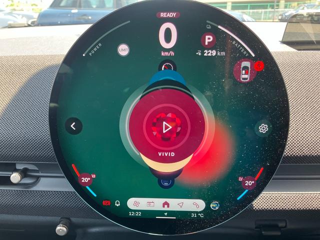 ＭＩＮＩ エースマンＥ　クラシック・トリム　正規認定中古車　新車保証継承　ＭＩＮＩＮＥＸＴ保証　クラシックトリム　ＥＴＣ２．０　アップルカープレイ　アンドロイドオート　クラウドナビ　　ＰＤＣ＋前後カメラ（24枚目）