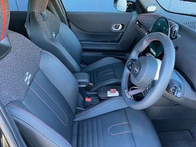 ＭＩＮＩ クーパーＳ　ジョン・クーパー・ワークス・トリム　ＪＣＷトリム　ワンオーナー（11枚目）