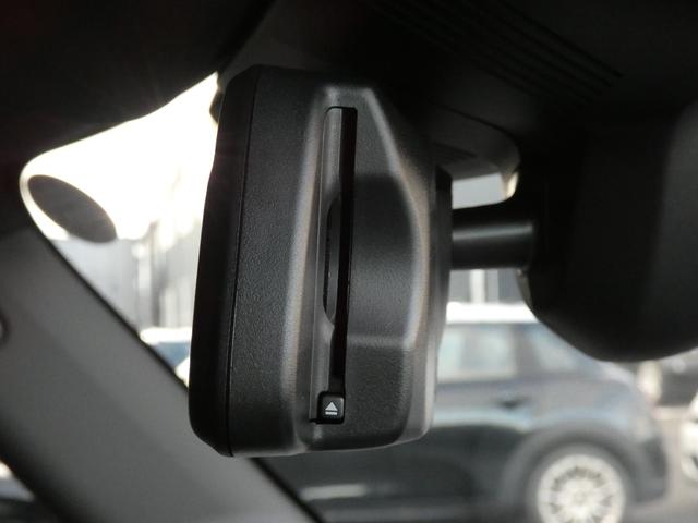 ＭＩＮＩ クーパーＳ　フェイバード・トリム　Ｍパッケージ　正規認定中古車　保証整備付　弊社試乗車　ナビ　ＥＴＣ　ドラレコ　バックカメラ　電動シート　ハーマンカードン　衝突軽減ブレーキ　アイドリングストップ　障害物ソナー　レーンキープ（15枚目）