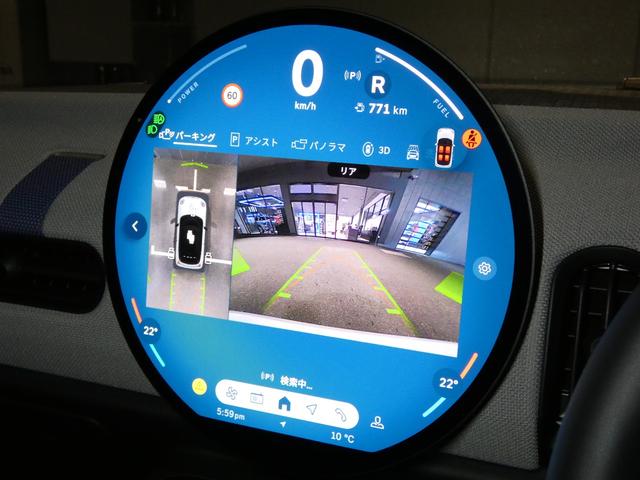 ＭＩＮＩ クーパーＳ　フェイバリット・トリム　正規認定中古車　保証整備付　弊社試乗車　ナビ　ＥＴＣ　ドラレコ　バックカメラ　電動シート　ハーマンカードン　衝突軽減ブレーキ　アイドリングストップ　障害物ソナー　レーンキープ　アダプティブクルコン（12枚目）