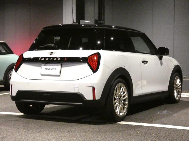 ＭＩＮＩ クーパーＳ　フェイバリット・トリム　正規認定中古車　保証整備付　弊社試乗車　ナビ　ＥＴＣ　ドラレコ　バックカメラ　電動シート　ハーマンカードン　衝突軽減ブレーキ　アイドリングストップ　障害物ソナー　レーンキープ　アダプティブクルコン（41枚目）