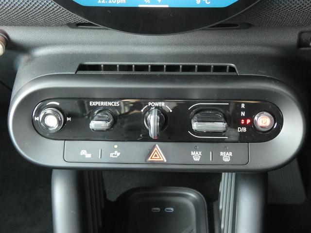 MINI クーパーSE クラシック・トリム 正規認定中古車 保証整備付 弊社試乗車 急速充電 ナビ ETC ドラレコ バックカメラ 衝突軽減ブレーキ 障害物ソナー レーンキープ アダプティブクルコン LEDライト 純正ホイール(17枚目)