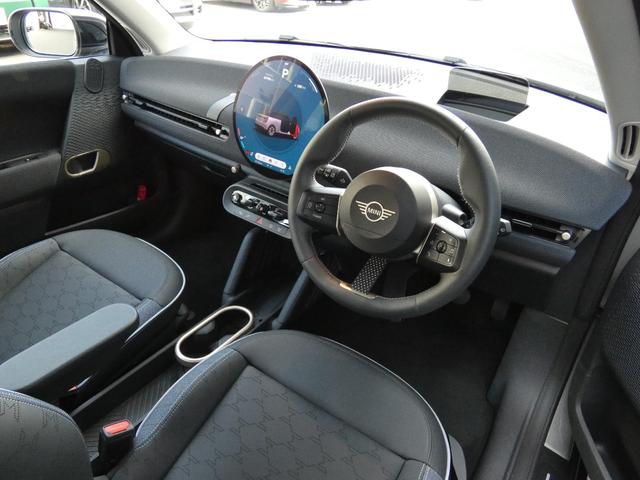 MINI クーパーSE クラシック・トリム 正規認定中古車 保証整備付 弊社試乗車 急速充電 ナビ ETC ドラレコ バックカメラ 衝突軽減ブレーキ 障害物ソナー レーンキープ アダプティブクルコン LEDライト 純正ホイール(22枚目)