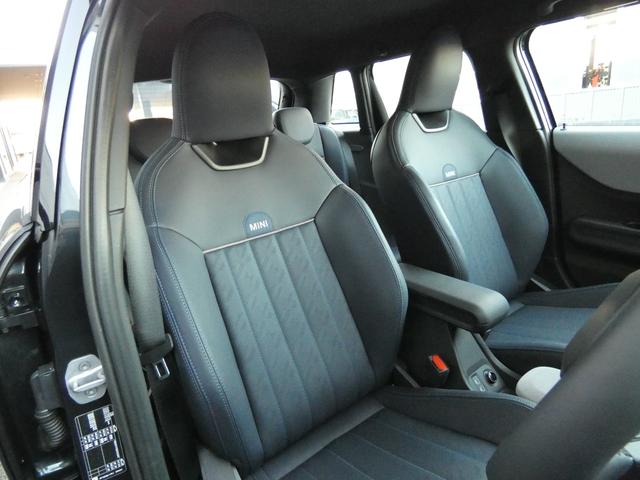 MINI クーパーC フェイバード・トリム 正規認定中古車 保証整備付 弊社試乗車 ナビ ETC バックカメラ 衝突軽減ブレーキ アイドリングストップ 障害物ソナー レーンキープ アダプティブクルコン LEDライト 純正ホイール(25枚目)