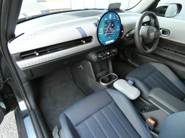 MINI クーパーC フェイバード・トリム 正規認定中古車 保証整備付 弊社試乗車 ナビ ETC バックカメラ 衝突軽減ブレーキ アイドリングストップ 障害物ソナー レーンキープ アダプティブクルコン LEDライト 純正ホイール(27枚目)