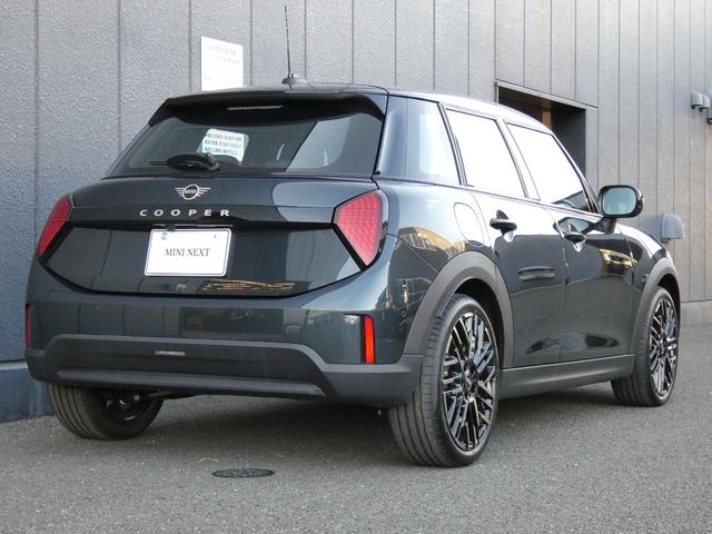 MINI クーパーC フェイバード・トリム 正規認定中古車 保証整備付 弊社試乗車 ナビ ETC バックカメラ 衝突軽減ブレーキ アイドリングストップ 障害物ソナー レーンキープ アダプティブクルコン LEDライト 純正ホイール(41枚目)