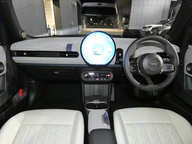 MINI クーパーC フェイバード・トリム Mパッケージ 正規認定中古車 保証整備付 弊社試乗車 ナビ ETC ドラレコ バックカメラ 電動シート ハーマンカードン 衝突軽減ブレーキ アイドリングストップ 障害物ソナー レーンキープ Aクルコン(3枚目)