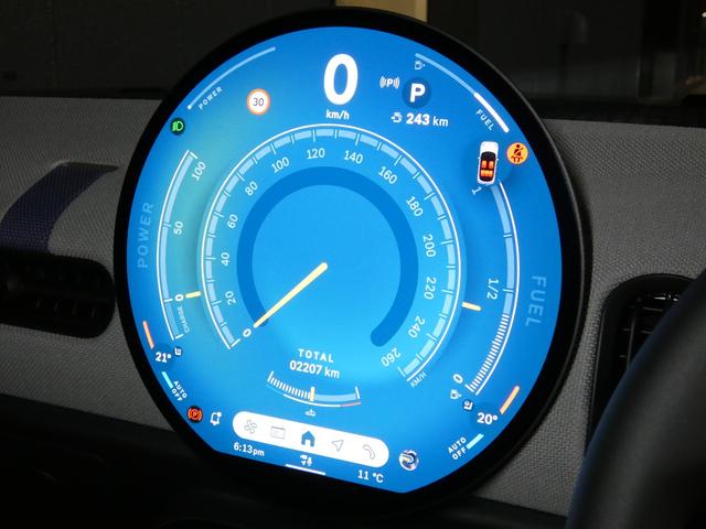 MINI クーパーC フェイバード・トリム Mパッケージ 正規認定中古車 保証整備付 弊社試乗車 ナビ ETC ドラレコ バックカメラ 電動シート ハーマンカードン 衝突軽減ブレーキ アイドリングストップ 障害物ソナー レーンキープ Aクルコン(4枚目)