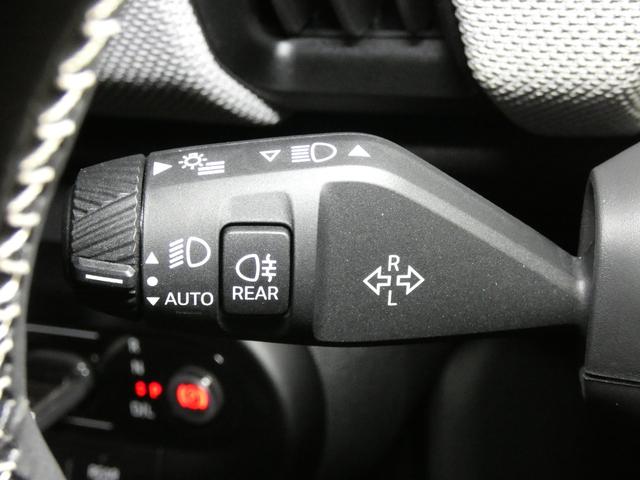 MINI クーパーC フェイバード・トリム Mパッケージ 正規認定中古車 保証整備付 弊社試乗車 ナビ ETC ドラレコ バックカメラ 電動シート ハーマンカードン 衝突軽減ブレーキ アイドリングストップ 障害物ソナー レーンキープ Aクルコン(9枚目)