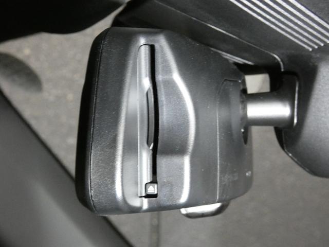 MINI クーパーC フェイバード・トリム Mパッケージ 正規認定中古車 保証整備付 弊社試乗車 ナビ ETC ドラレコ バックカメラ 電動シート ハーマンカードン 衝突軽減ブレーキ アイドリングストップ 障害物ソナー レーンキープ Aクルコン(15枚目)