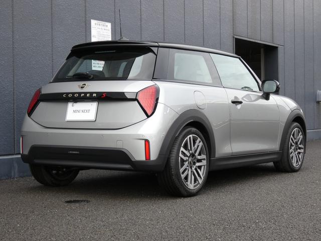 �S���̐��K�f�B�[���[�ɂă����e�i���X�Ȃǂ��\�ȕۏؕt���F�蒆�ÎԂƂȂ�܂��I�P�O�O���ڂɂ�����ԓ_����[�ԑO�ɍs���A������܂Ŕ[�ԁi�S���[�ԁj�������܂��I