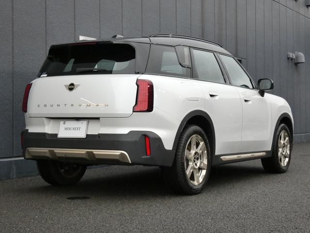 ＭＩＮＩ カントリーマンＣ　フェイバリット・トリム　正規認定中古車　保証整備付　弊社試乗車　ナビ　ＥＴＣ　ドラレコ　バックカメラ　衝突軽減ブレーキ　アイドリングストップ　障害物ソナー　レーンキープ　アダプティブクルコン　ＬＥＤライト　純正ホイール（2枚目）