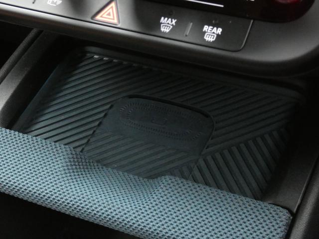 ＭＩＮＩ カントリーマンＣ　フェイバリット・トリム　正規認定中古車　保証整備付　弊社試乗車　ナビ　ＥＴＣ　ドラレコ　バックカメラ　衝突軽減ブレーキ　アイドリングストップ　障害物ソナー　レーンキープ　アダプティブクルコン　ＬＥＤライト　純正ホイール（18枚目）