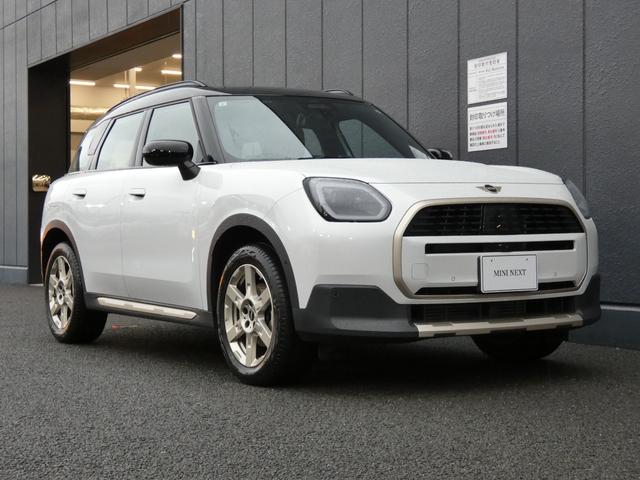 ＭＩＮＩ カントリーマンＣ　フェイバリット・トリム　正規認定中古車　保証整備付　弊社試乗車　ナビ　ＥＴＣ　ドラレコ　バックカメラ　衝突軽減ブレーキ　アイドリングストップ　障害物ソナー　レーンキープ　アダプティブクルコン　ＬＥＤライト　純正ホイール（43枚目）